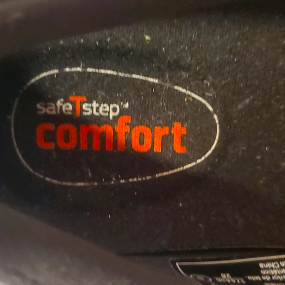 Restaurant/hospitality ballet flats - Picture 5 of 7